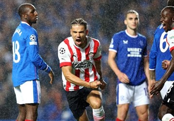 video Highlight : Rangers 2 - 2 PSV (Cúp C1)