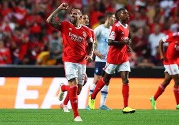 video Highlight : Benfica 3 - 0 Dinamo Kiev (Cúp C1)