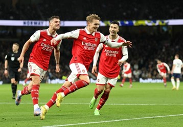 video Highlight : Tottenham 0 - 2 Arsenal (Ngoại hạng Anh)