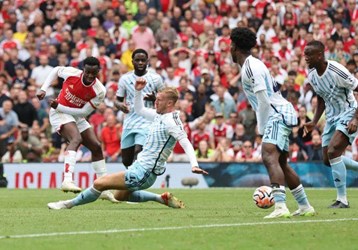 video Highlight : Arsenal 2 - 1 Nottingham Forest (Ngoại hạng Anh)