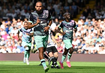 video Highlight : Fulham 0 - 3 Brentford (Ngoại hạng Anh)