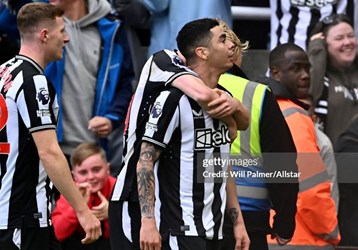 video Highlight : Newcastle 2 - 0 Burnley (Ngoại hạng Anh)