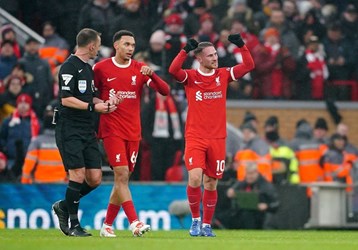 video Highlight : Liverpool 4 - 3 Fulham (Ngoại hạng Anh)