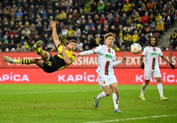 video Highlight : Augsburg 1 - 1 Dortmund (Bundesliga)