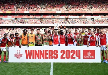 video Highlight : Arsenal 2 - 0 Lyon (Emirates Cup)